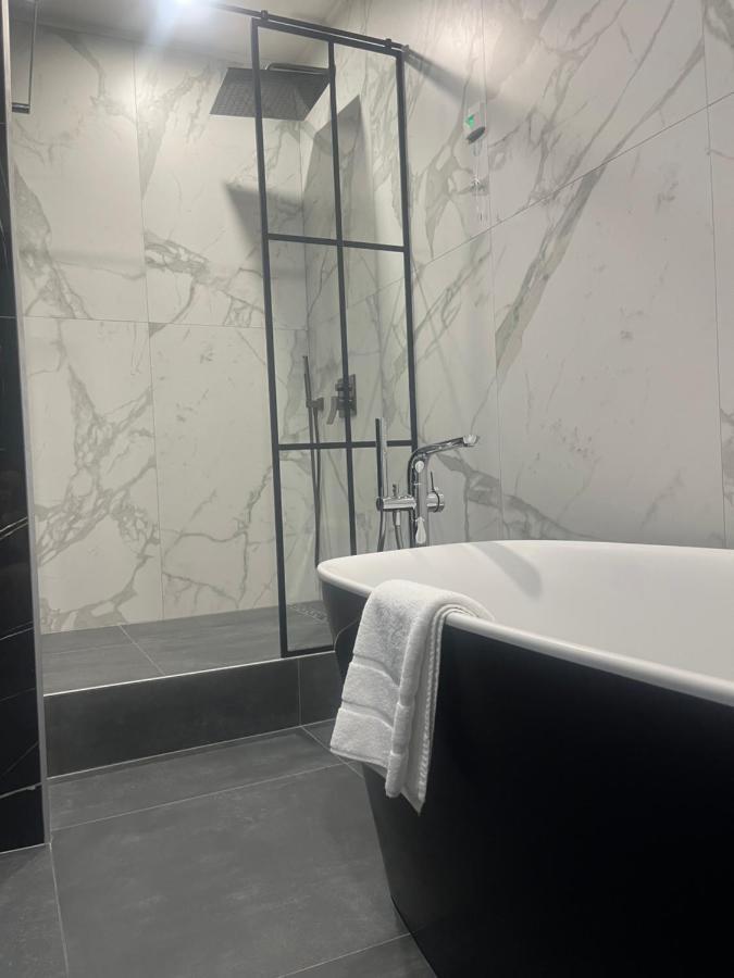 Hotel Niks Szevlievo Kültér fotó